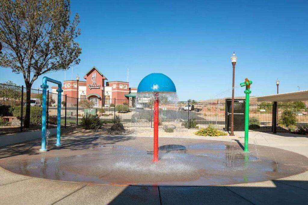 Coral Canyon Pool Private Hot Tub Fire Pit Washington Ngoại thất bức ảnh